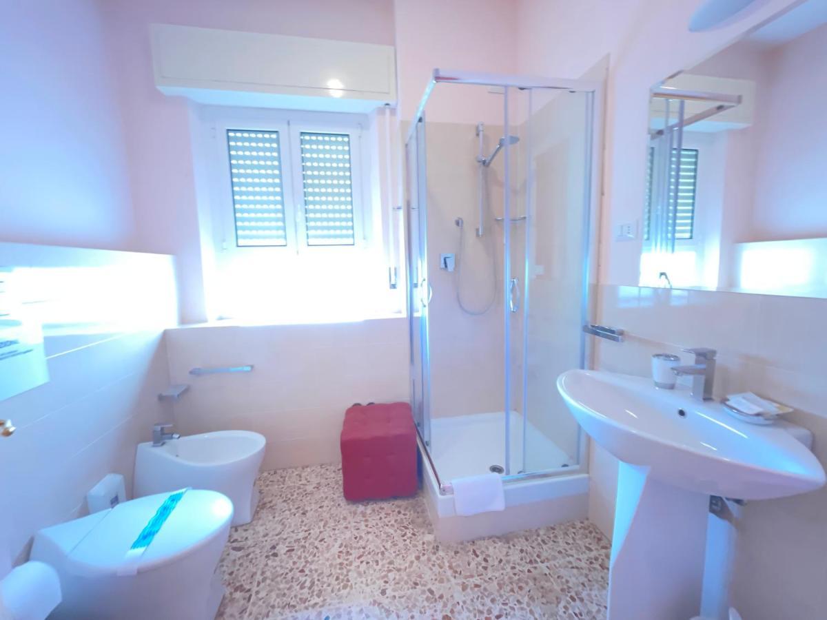 La Locomotiva Hotel 2*