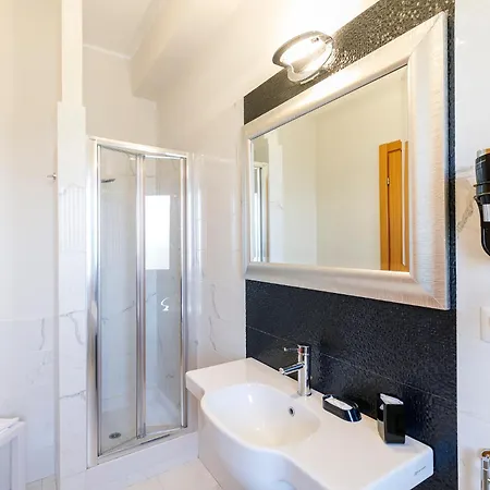 La Locomotiva Rooms Chiaravalle Exterior photo